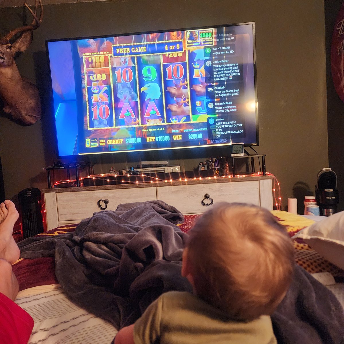 SamDe_Priest's tweet photo. @TheRealWBG my grandson and I watching live stream from Arizona https://t.co/gTWyxp1Ipu