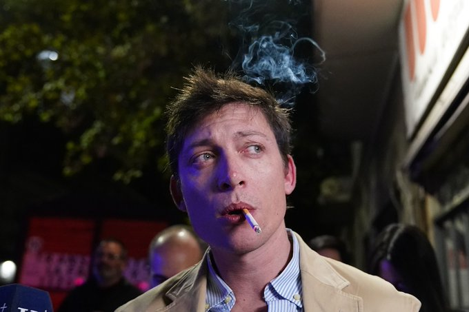 Santiago Caputo (@santiagocaputo_) on Twitter photo 