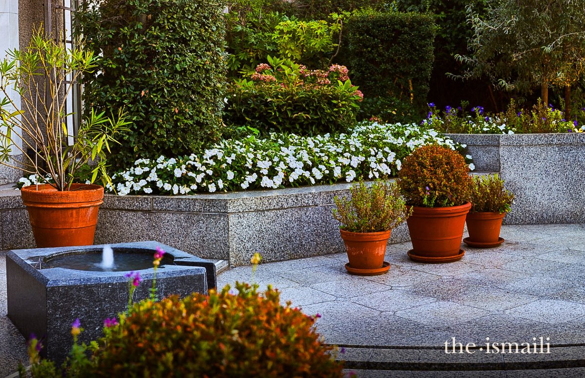 TheIsmaili UK
SPACE OF SANCTUARY: 40 YEARS OF THE ISMAILI CENTRE LONDON 

Stepping into the Ismaili Centre from the lively Exhibition Road in London's South Kensington, one is instantly met with calm and serenity. The sound of gently flowing water from the marble fountain