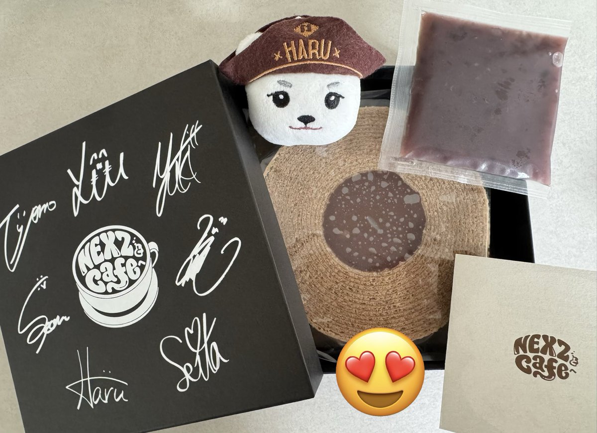 ✨みー✨ 雅 Kさん adidas ZX 8000 “Metallic Grey” is On the Way! | House