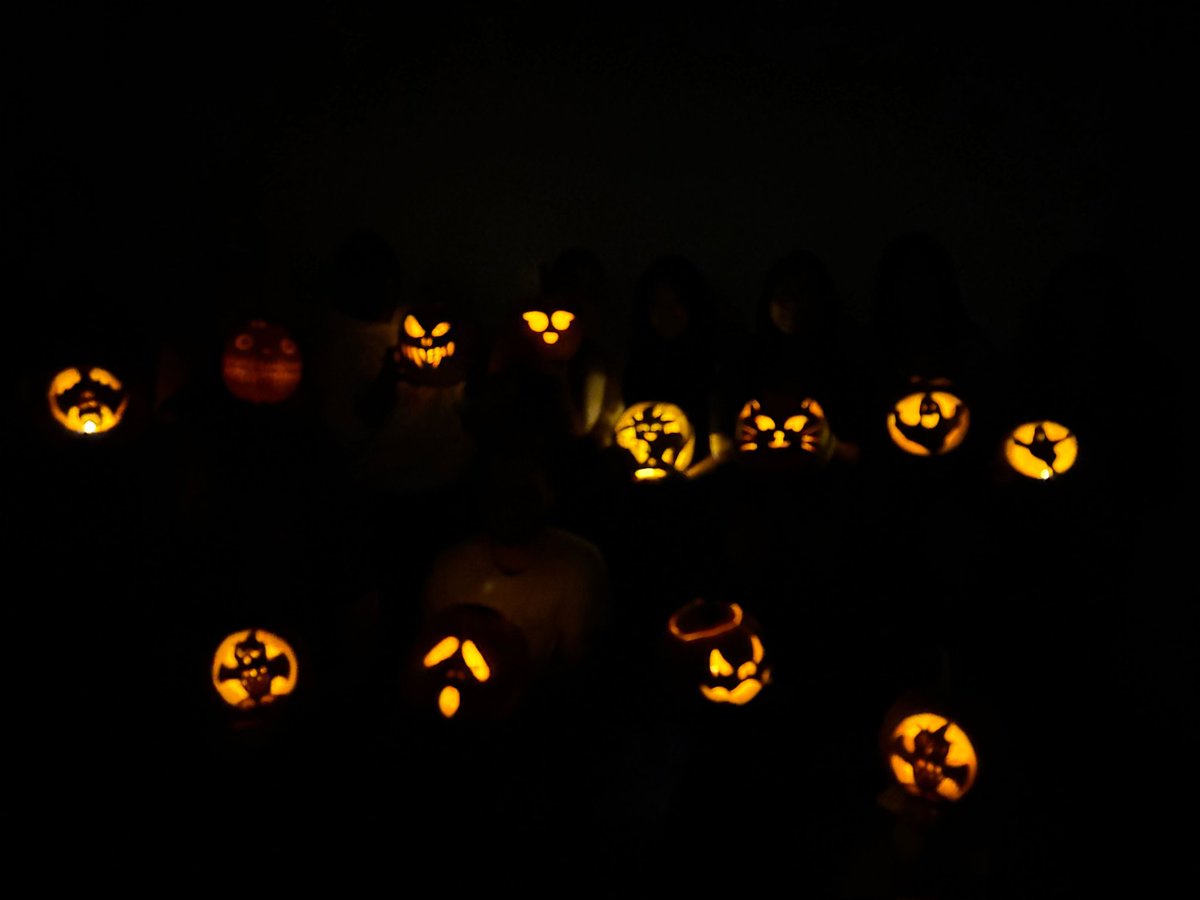 BESA hosted a pumpkin carving night this past Friday 🎃 and we were SPOOKED at everyone's artistic talents 😱 thank you to everyone who came out!