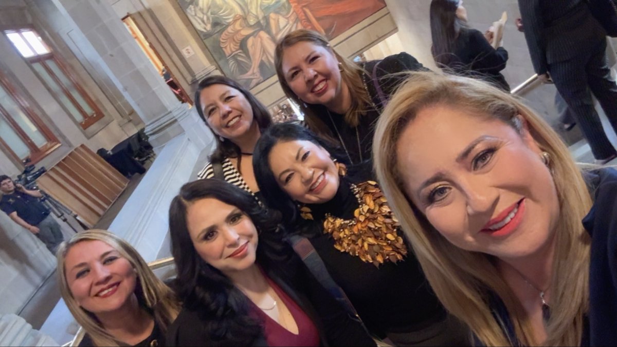 NormAngelik's tweet photo. 💫 👥 #Momentos
#oportunidades
#coincidir
Un enorme gusto poder coincidir
🟢 #SiempreATERM
🟢 #SomosATERM
🟢 #OrgulloATERM
3/3 https://t.co/nHhVG4xcik