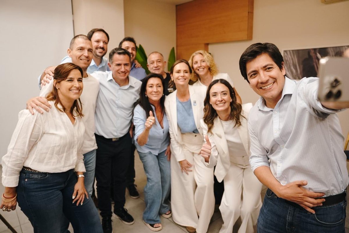 ¡El esfuerzo valió la pena! 💪
Un gran triunfo que refleja el apoyo contundente de la gente al camino de la libertad que trajo el presidente <a href="/JMilei/">Javier Milei</a>. 🇦🇷