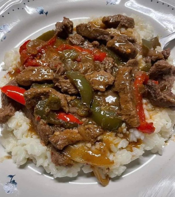 Pepper Steak &amp; Rice 🥩 🍚 🌶️