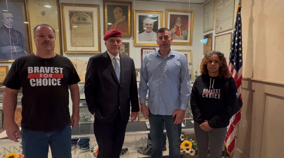 <a href="/CurtisSliwa/">Curtis Sliwa</a> has said he will rehire every worker who wrongfully lost their jobs due to the unlawful COVID mandates. 
<a href="/cops4freedom/">Cops4Freedom</a> <a href="/TheFinestCast/">THE FINEST UNFILTERED PODCAST</a> <a href="/GeorgeGarvey37/">George Garvey</a> <a href="/NYCFireWire/">NYCFireWire</a> <a href="/cafecitobreak/">Cafecito Break</a> <a href="/koziswellness/">Koziswellness</a> <a href="/NOYKreport/">The New York Mandate Podcast</a>