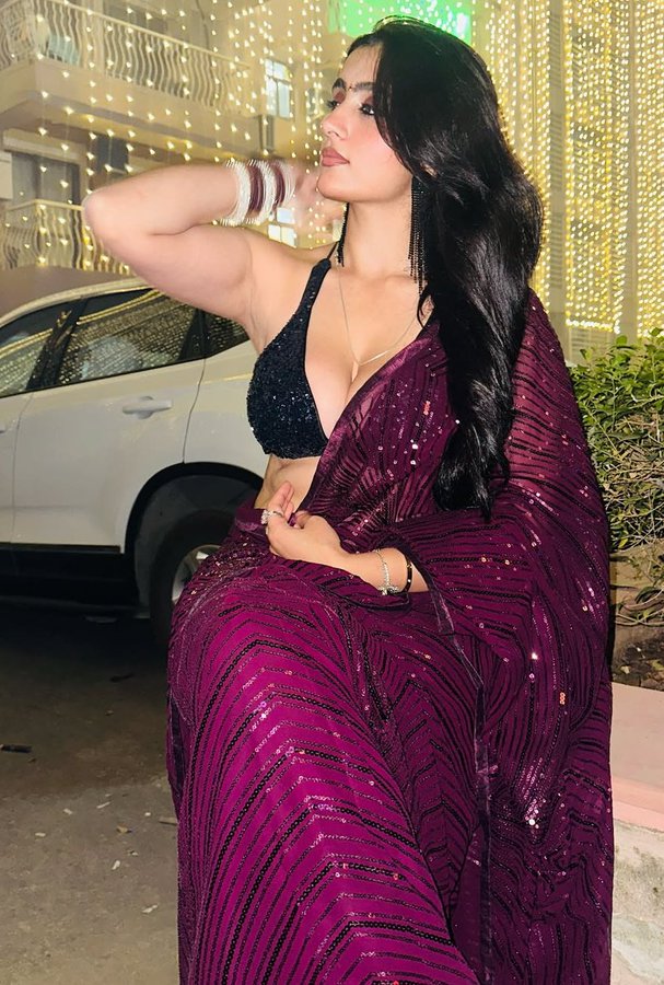 G4OtW6VXEAA1Osh?format=jpg&name=900x900