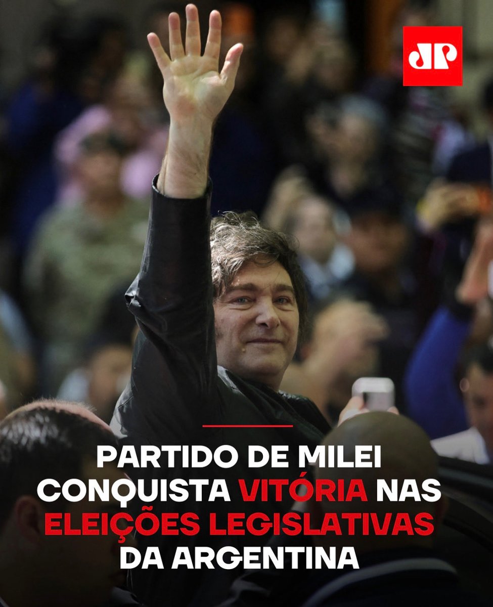 CarolDeToni's tweet photo. Grande dia para a direita na Argentina 🇦🇷

Javier Milei domina o cenário político nas eleições legislativas argentinas. Com quase todas as urnas apuradas, La Libertad Avanza registra 40,8% dos votos para a Câmara, enquanto o peronista Forza Patria fica com 31,6%. No Senado, o partido do presidente atinge 42,6%, superando o kirchnerismo, que obteve 28,57%.

O partido, que atualmente tem 37 deputados, passará a contar com 64 cadeiras na Câmara. No Senado, onde antes não tinha representação, conquistará 13 assentos. Com a aliança junto ao Proposta Republicana (PRO) de Mauricio Macri, a base governista poderá ultrapassar 90 cadeiras na Câmara, garantindo força suficiente para implementar sua agenda de reformas.

Foram disputados 127 dos 257 assentos da Câmara e 24 das 72 do Senado, com vitória governista em 16 das 24 províncias, incluindo Buenos Aires, Córdoba, Santa Fé, Entre Ríos e Tierra del Fuego.

Embora a participação tenha sido de 67,5%, a menor desde 1983, Milei mobilizou de forma impressionante seus eleitores, conquistando espaço estratégico no Congresso para avançar com medidas de liberdade econômica e mudanças estruturais.

Uma vitória histórica para a direita argentina!