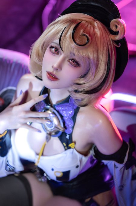 Twitterのコスプレ画像18