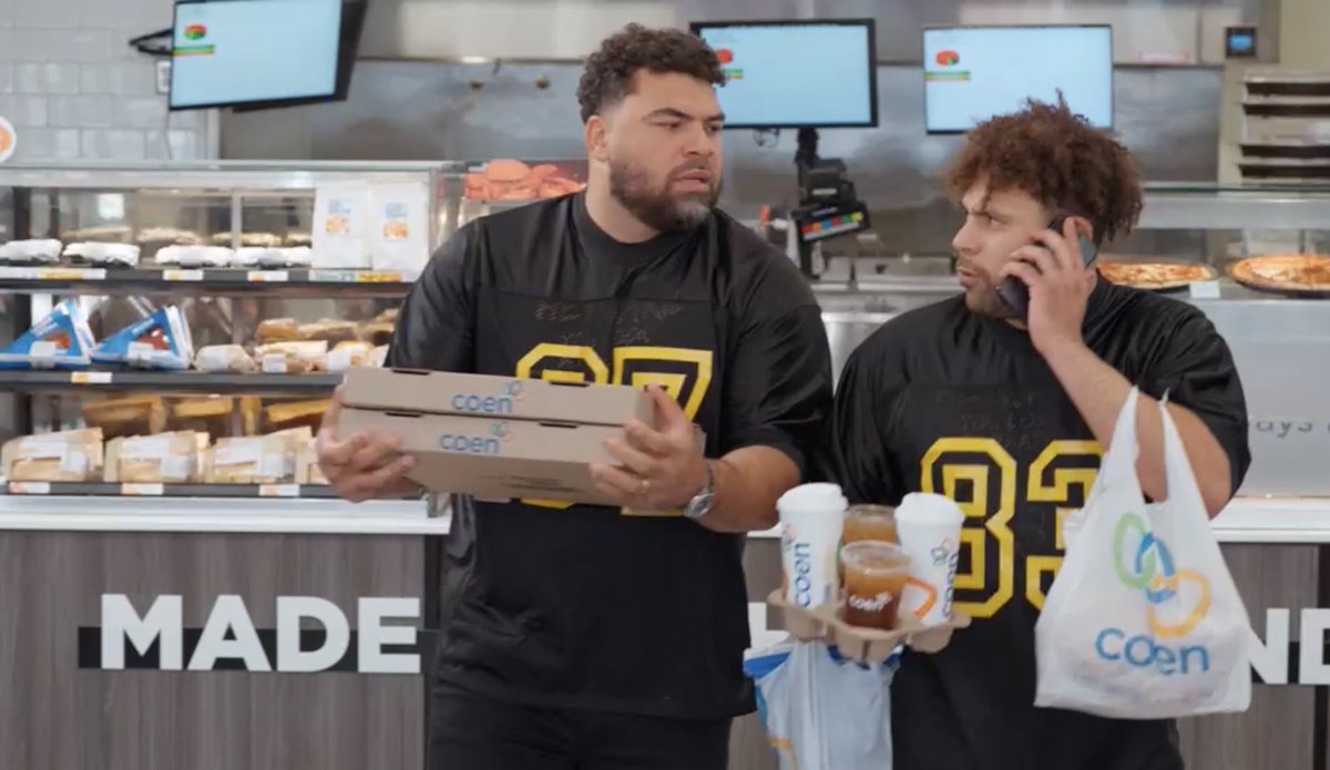 PatQueenburgh's tweet image. .@PickensBurgh  what the fuck is this