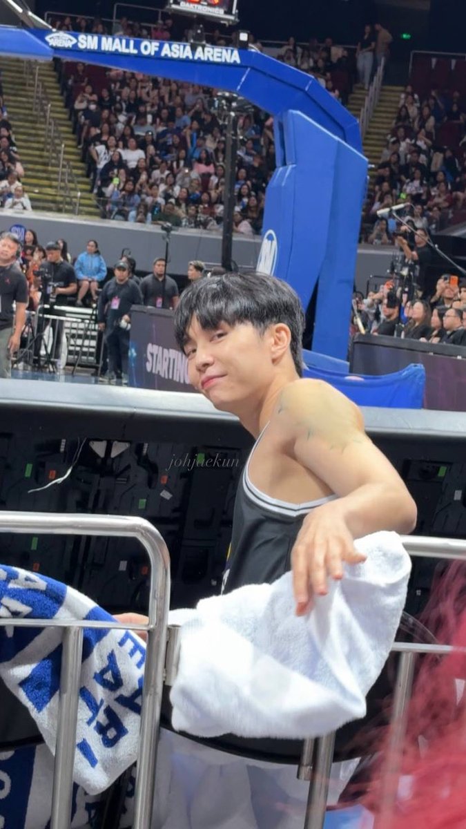 forjohnjaekun's tweet image. Johnny, i love you! 😭💙

#JOHNNY #DunkItJohnnySuh