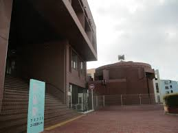 LibraryPhilo's tweet image. #読書の日
旧聖トマス大学図書館（兵庫県尼崎市）