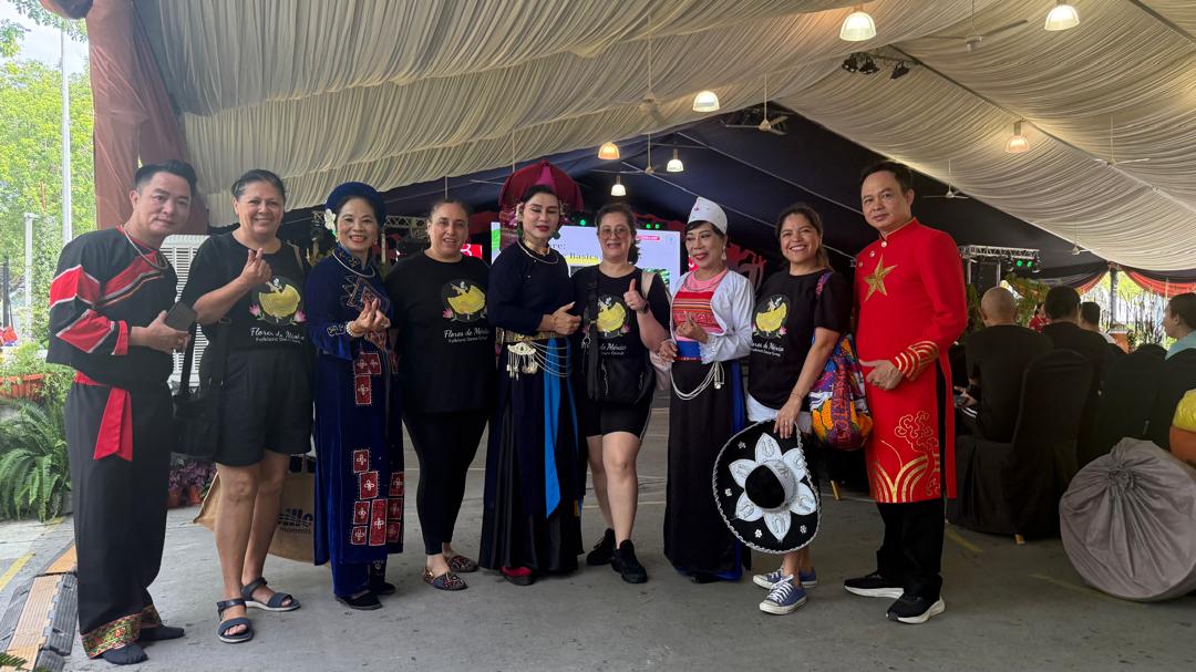 Al final, Flores de México ofreció un taller de baile para los asistentes, promoviendo nuestras danzas tradicionales.
El KL Park Festival impulsa los espacios verdes y la sostenibilidad urbana. 🌳
¡Gracias por llevar el nombre de México tan alto!
#KLParkFestival2025