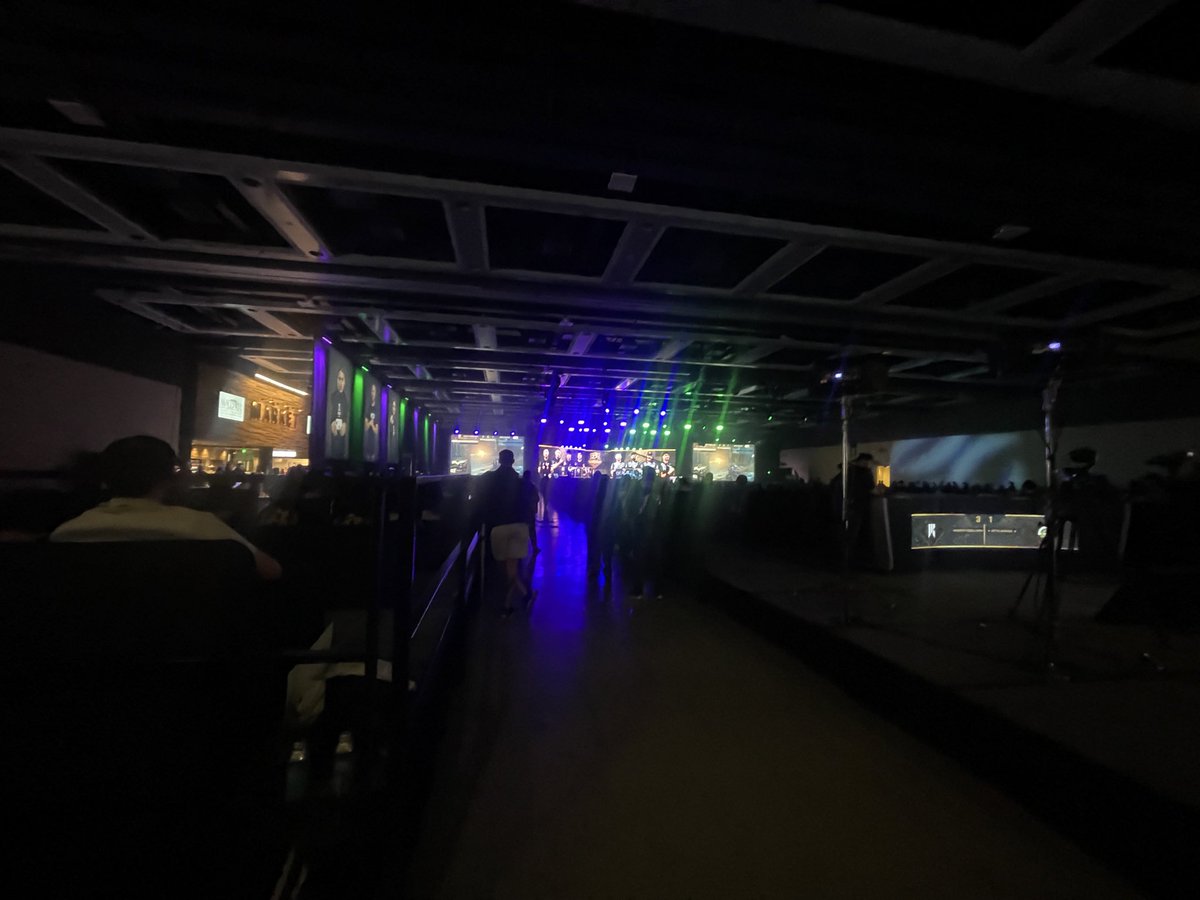 <a href="/Halo/">Halo</a> Gracias por salvar mi vida tantas veces cuando la vida se ponía complicada, a muchas personas nos salvaste la vida y nos diste tanta felicidad. Con esto probablemente termina mi carrera y estaré eternamente agradecido con todo y todos los que estuvieron en esto. GGs 🥹