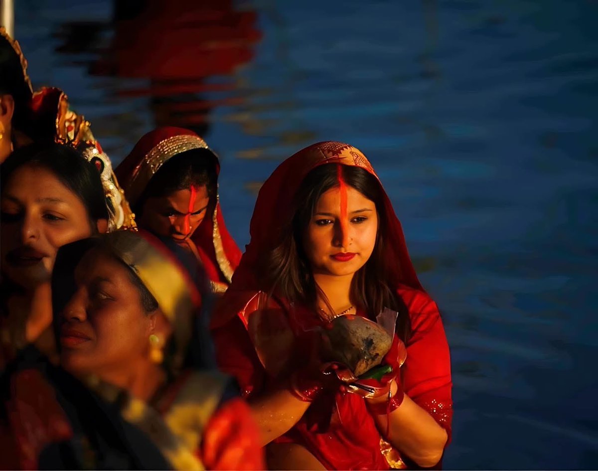 RONBupdates's tweet image. Happy Chhath Puja to all : सुर्य देवताले सबैको कल्याण गरुन... छैठ के शुभकामना । छैठ परमेश्वरी सब के इच्छा पुरा कर्थिन 🙏☀️