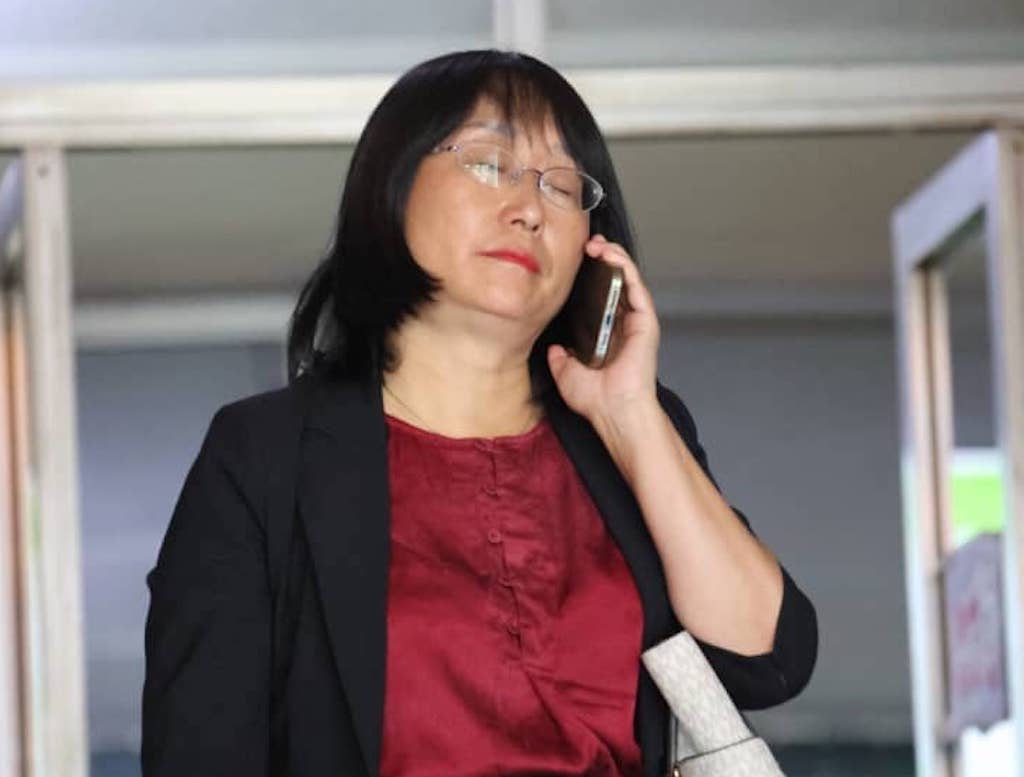 💫 Pamenus Tuso won this👇 at the '25 National Journalism and Media Awards for investigating Zimbabwe's cyanide queen, Li Song, wanted in connection with the use of poison in illegal wildlife trade.
Don't miss his award-winning story: bit.ly/4m5tQS3
#NJAMA <a href="/OxCIEJ/">Oxpeckers Center</a>