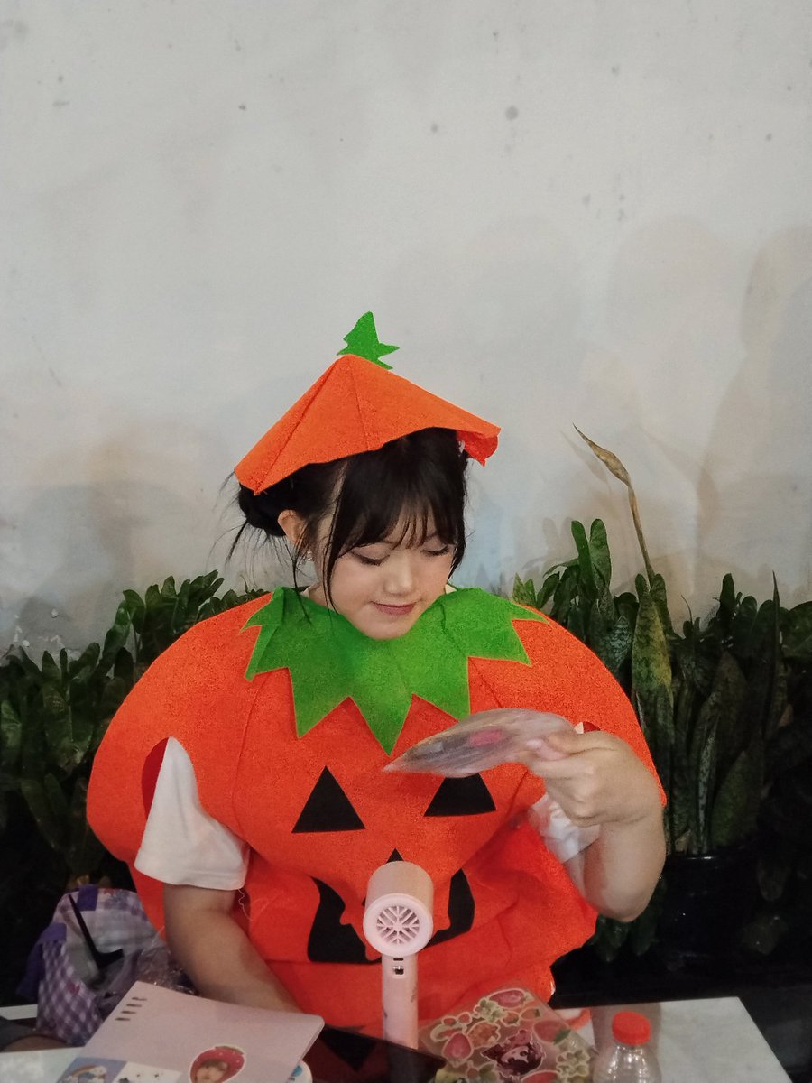 Nathanael Immanuel Sitompul (@nathanael_s21) on Twitter photo 25/10/25 - Deep Party Halloween
<a href="/kururiiin_/">𝗥𝗜𝗡 #RomansaCintaSemu</a> 
📍 Distric 29 Coffee, Bekasi 25/10/25 - Deep Party Halloween
<a href="/kururiiin_/">𝗥𝗜𝗡 #RomansaCintaSemu</a> 
📍 Distric 29 Coffee, Bekasi