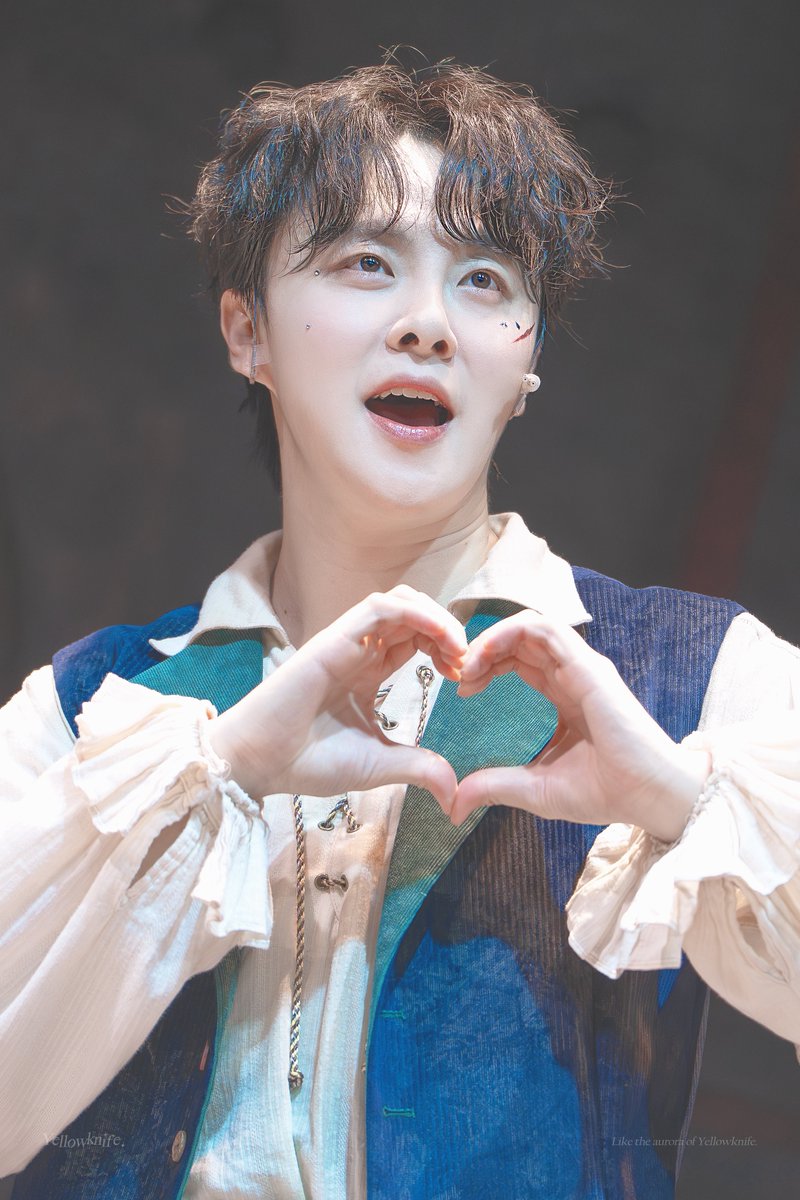 𝒀𝒆𝒍𝒍𝒐𝒘𝒌𝒏𝒊𝒇𝒆 tweet media