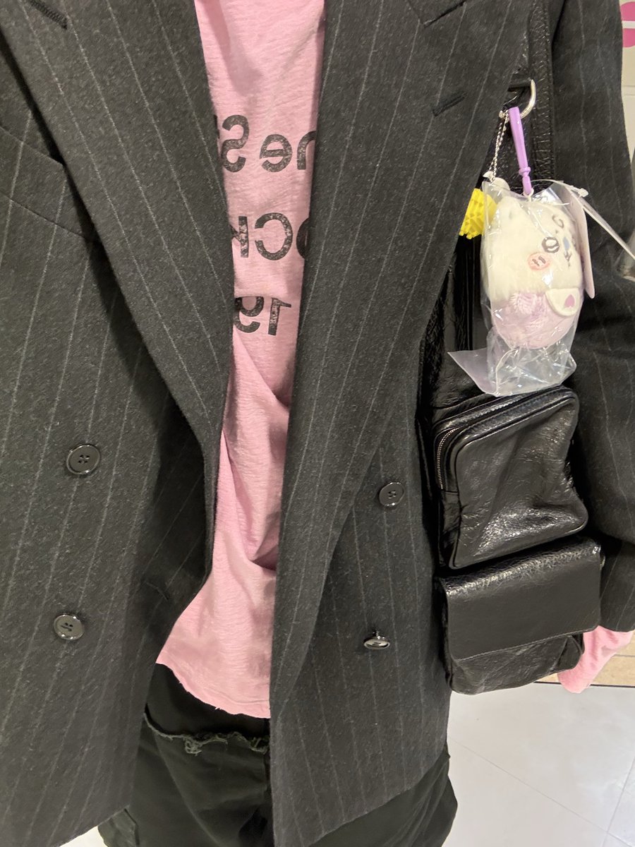 bd (@dbviolet00) on Twitter photo 