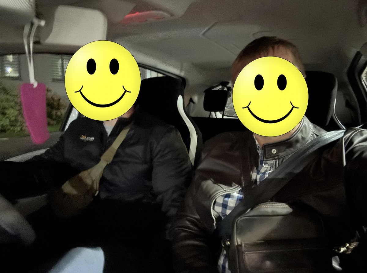 Сумний Дембель tweet media