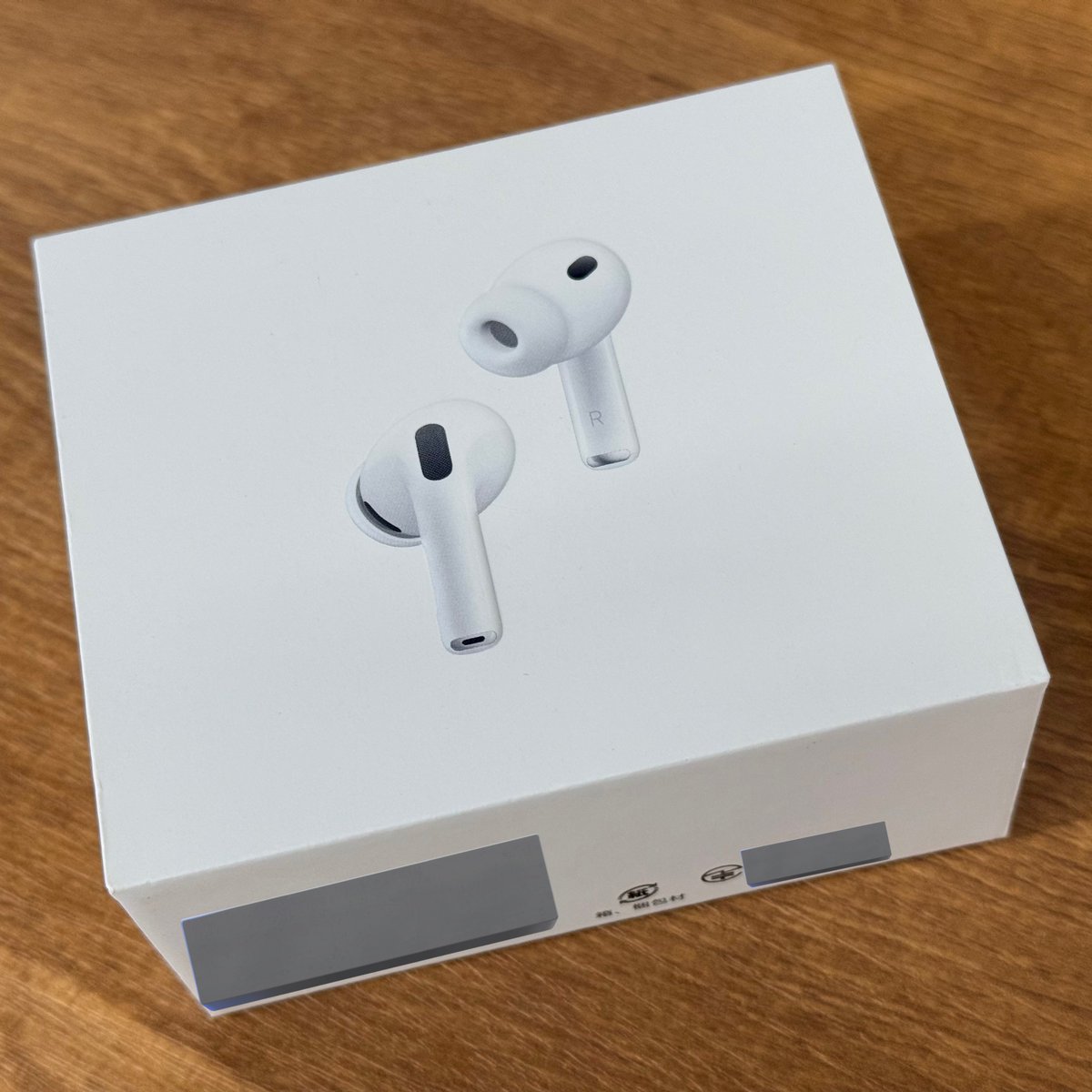 のむさん Amazon | グルマンディーズ ピーナッツ AirPods (第3世代) 対応