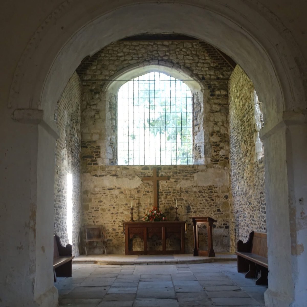 pellynut's tweet image. Albury Saxon Church and Albury Park