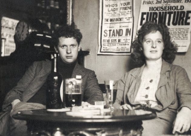 IanCallaway352's tweet image. “And I rose in rainy Autumn and walked abroad in a shower of all my days”. #DylanThomas born today 1914.