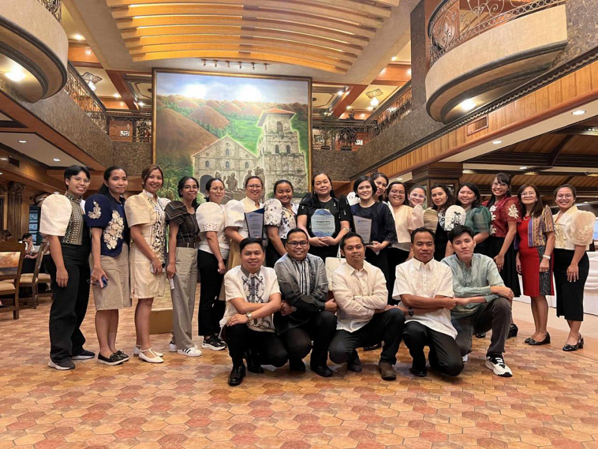 Philippine_Navy's tweet image. IN PHOTOS | PH #Navy Honored with Multiple eNGAS Awards for Excellence and Innovation in Financial Management
👉🏽facebook.com/share/p/1BSyta…
#ProtectingtheSeasSecuringOurFuture
#ModernandMultiCapablePHNavy
#OneAFPOnePhilippines
#StrongAFPStrongPhilippines