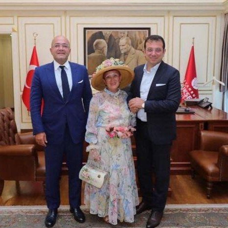 #gdhÖZEL  

İMAMOĞLU'NUN TUTUKLANMA GEREKÇESİ ORTAYA ÇIKTI

Ekrem İmamoğlu, casusluk soruşturmasından tutuklandı. 

Tutuklanma gerekçesinin detaylarına gdh ulaştı:

Karara göre İmamoğlu, "talimatı ile" hareket eden Necati Özkan'ın belediyeye ait mail adresi ve şifrelerini "Osint"