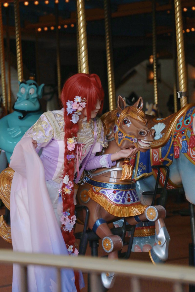 【Cos | Twisted Wonderland】
Riddle Roseheart
__
こちらへお連れいただき、ありがとうねっ🏇
__
#Dハロ仮装  #Dハロツイステ #Dハロ仮装2025