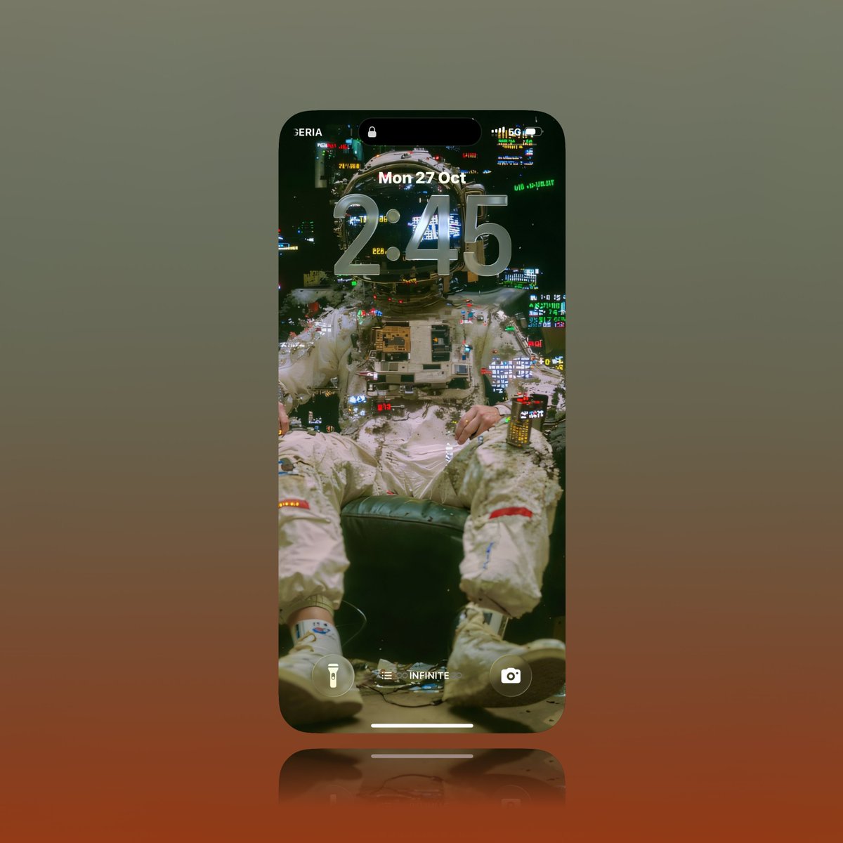 Agnes122001's tweet image. &quot;Is this astronaut ruling the city skyline?! #Agnes122001 #SpaceVibes&quot;