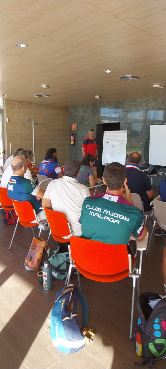 Escuela Nacional de Entrenamiento y Educación FER tweet media