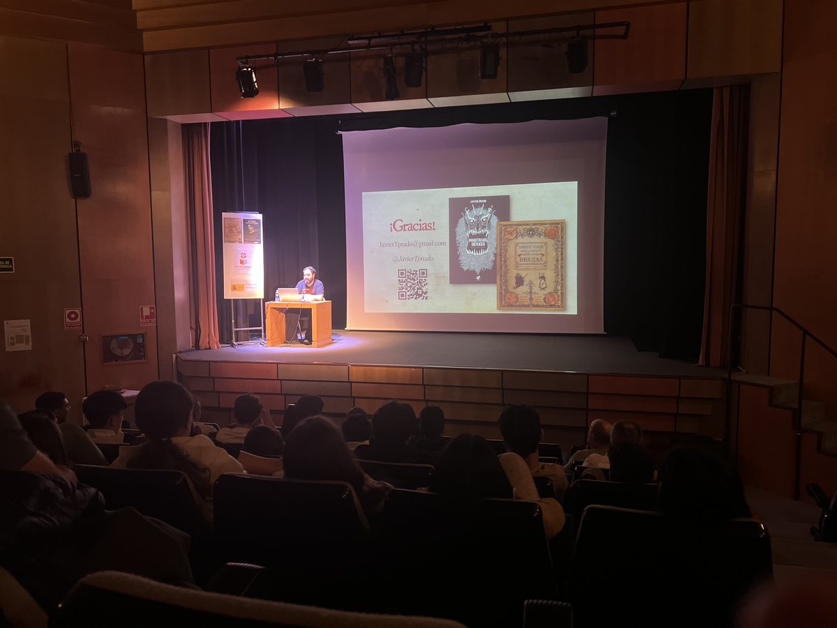 Los alumnos de 4º ESO y 1º Bachillerato asisten a la charla “Leyendas de nuevo cuño” de la mano de Javier Prado Coronel organizada por la Biblioteca municipal del <a href="/cds_gsr/">CDS GSR</a> con motivo del Día de las Bibliotecas #DíaDeLasBibliotecas2025 #plandeLectura @hoy_libro @javiertprado