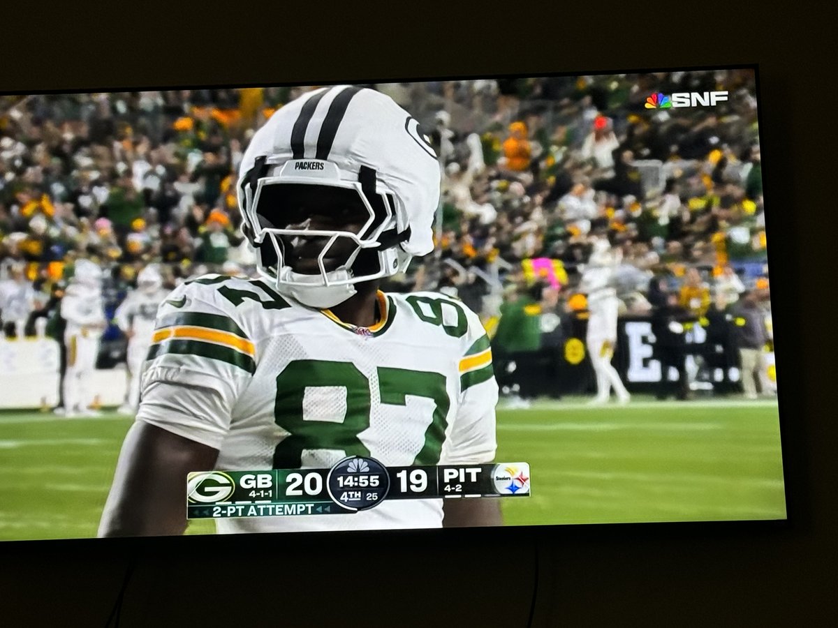 If I was a quarterback and one of my receivers had on a guardian cap I simply wouldn’t throw them the ball.

These hospital balls use to mean something.