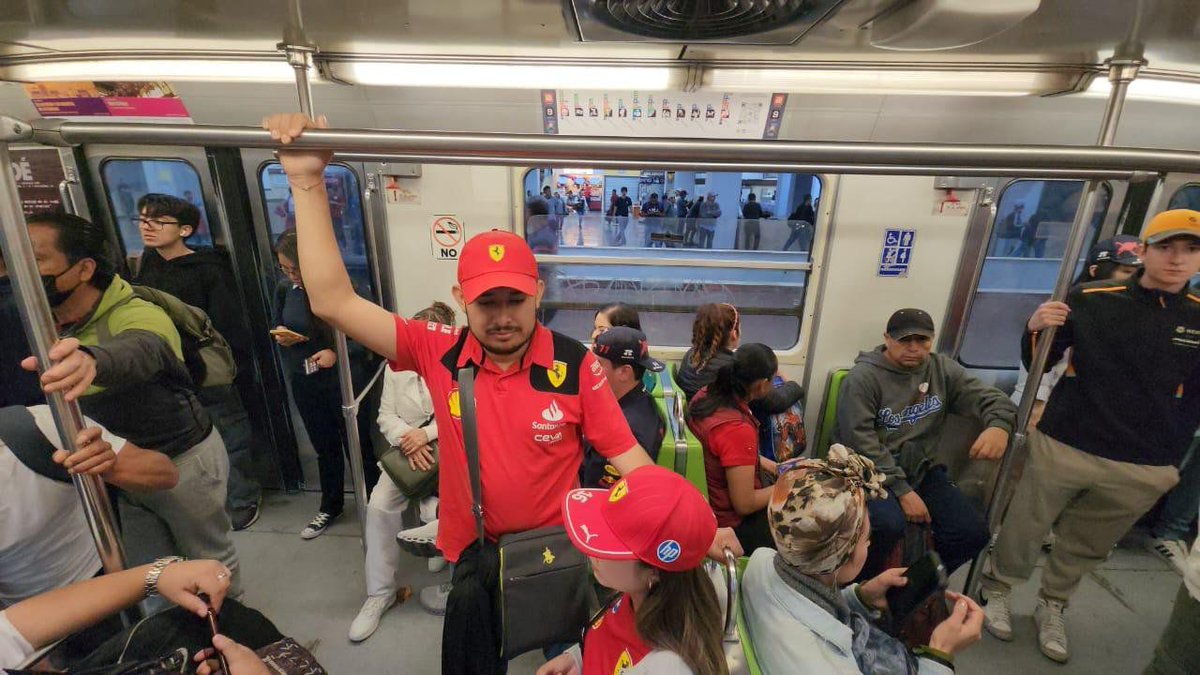 AngyMar2020's tweet photo. @AdrianRubalcava @TrenInsurgente @F1 #GraciasCDMX Gracias por la seguridad de los ciudadanos en el metro y económico https://t.co/DKRxDgrqfW