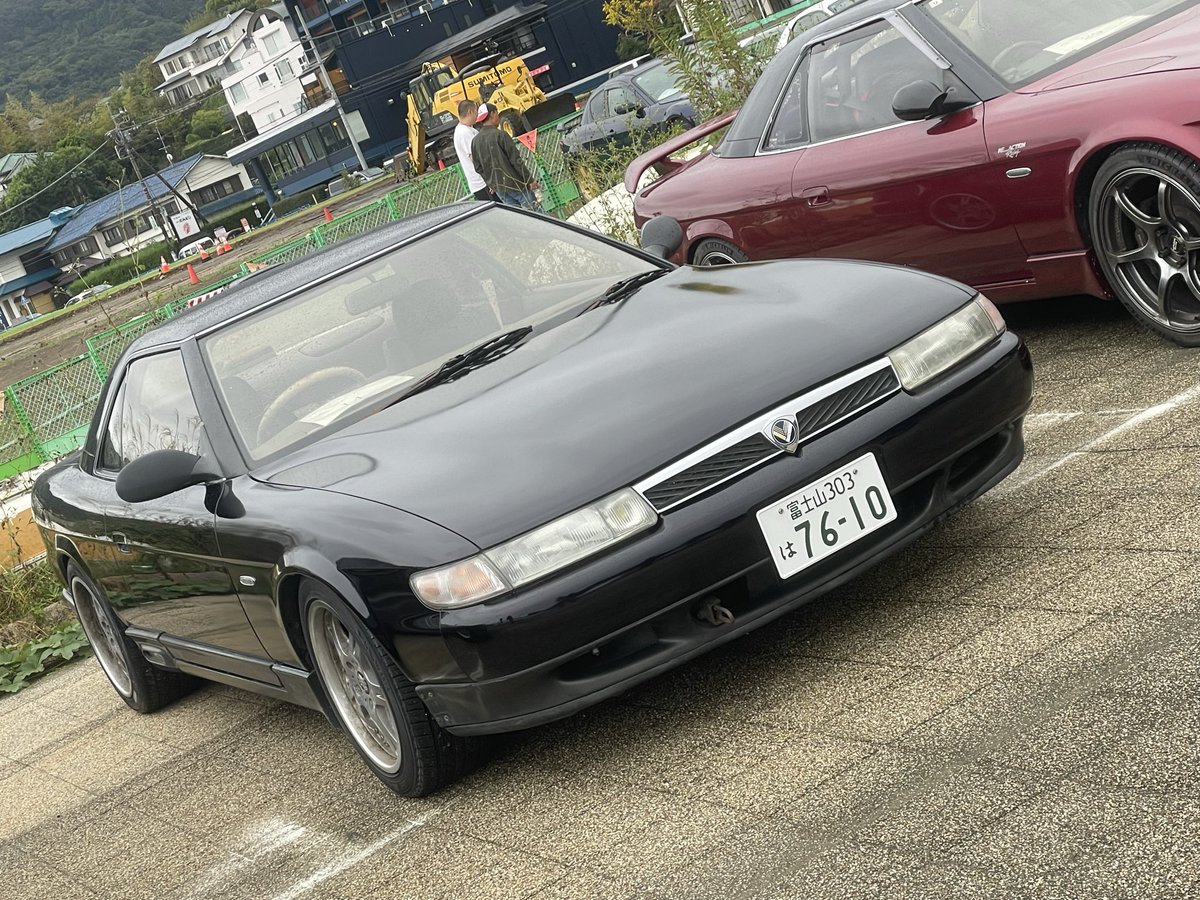 シオン様 1/1700 ドゴス・ギア級2番艦 - ゼネラル・レビル & 48機艦載機