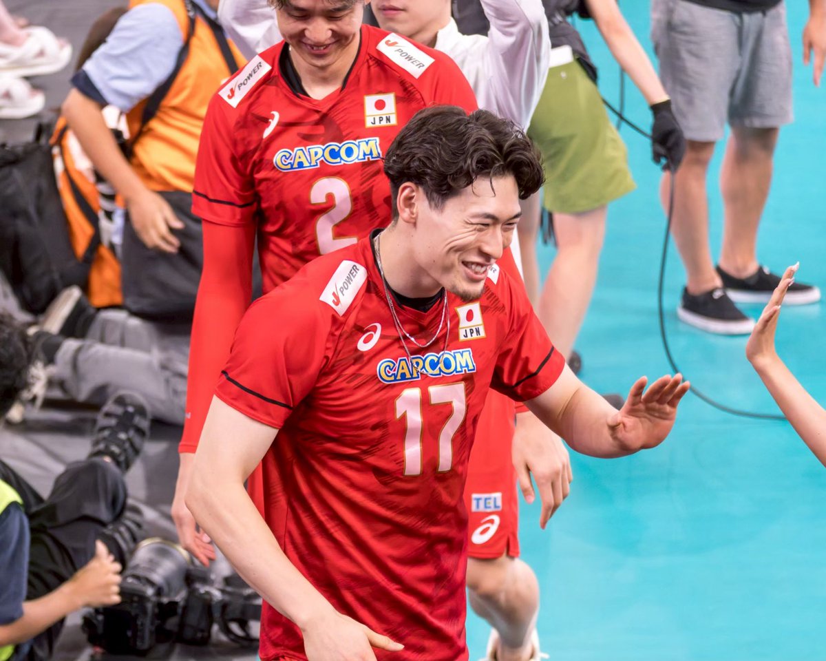 FIVB公式サイン入りバレーボール選手6人分のサイン入り 昇華デザイン02スポーティライン黒ベース プリントA ピンク