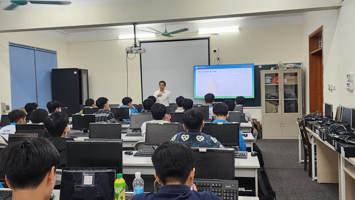 Tien VILAI pool 🇻🇳 tweet media