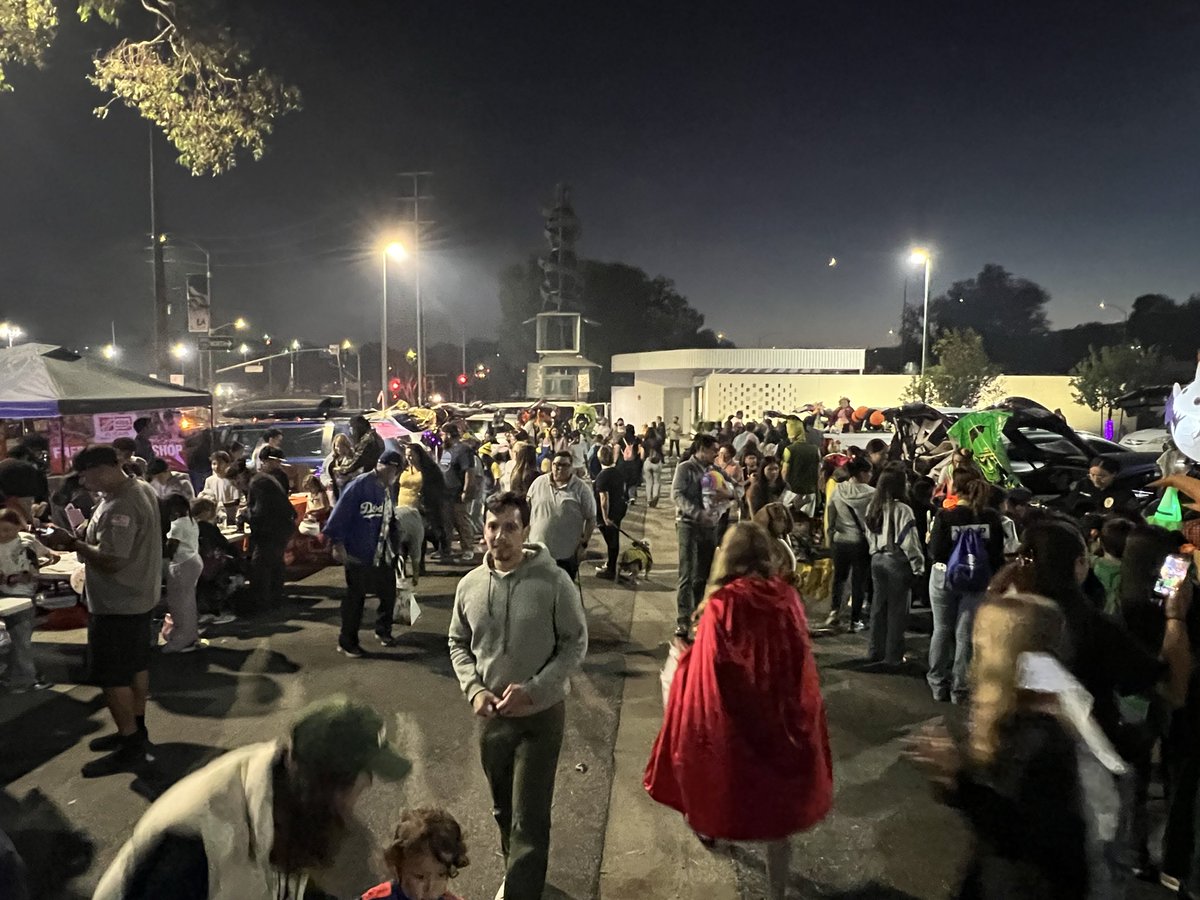 LAPD Harbor Division tweet media