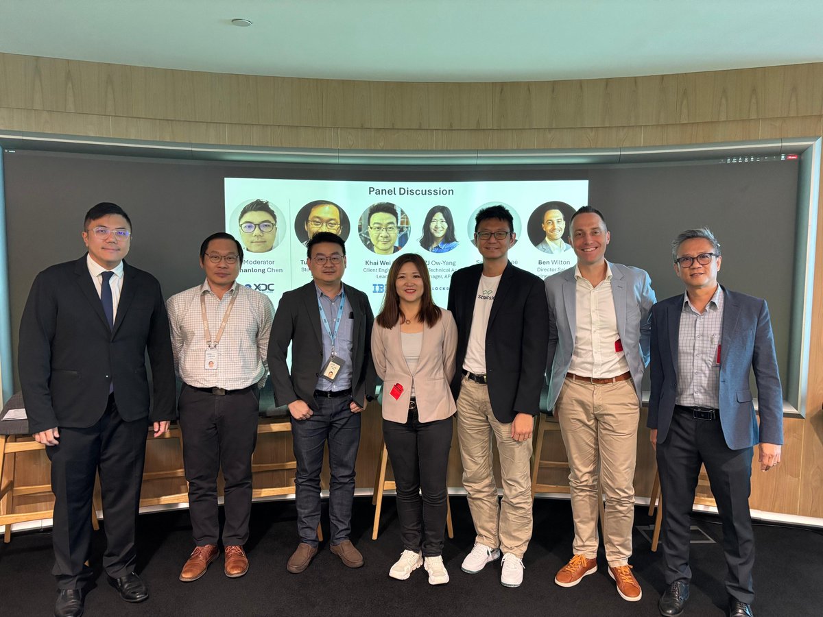 StraitsX's tweet image. Will enterprise excellence be the catalyst for Web3's mass adoption? 💡
Our Head of Data & AI, Lee Seong Per, joined leaders from @IBM, @BlockdaemonHQ, @FireblocksHQ, and @XDCNetwork for an engaging conversation on "Future-Proofing Infrastructure for Web3."
The focus was clear:…