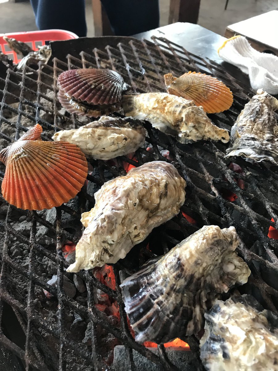 tdegu's tweet photo. #太良町カニフェス
#太良町観光協会 
そろそろ牡蠣の季節がやってきました。
カニも美味しい時期ですねー https://t.co/L7kztMF1Z8