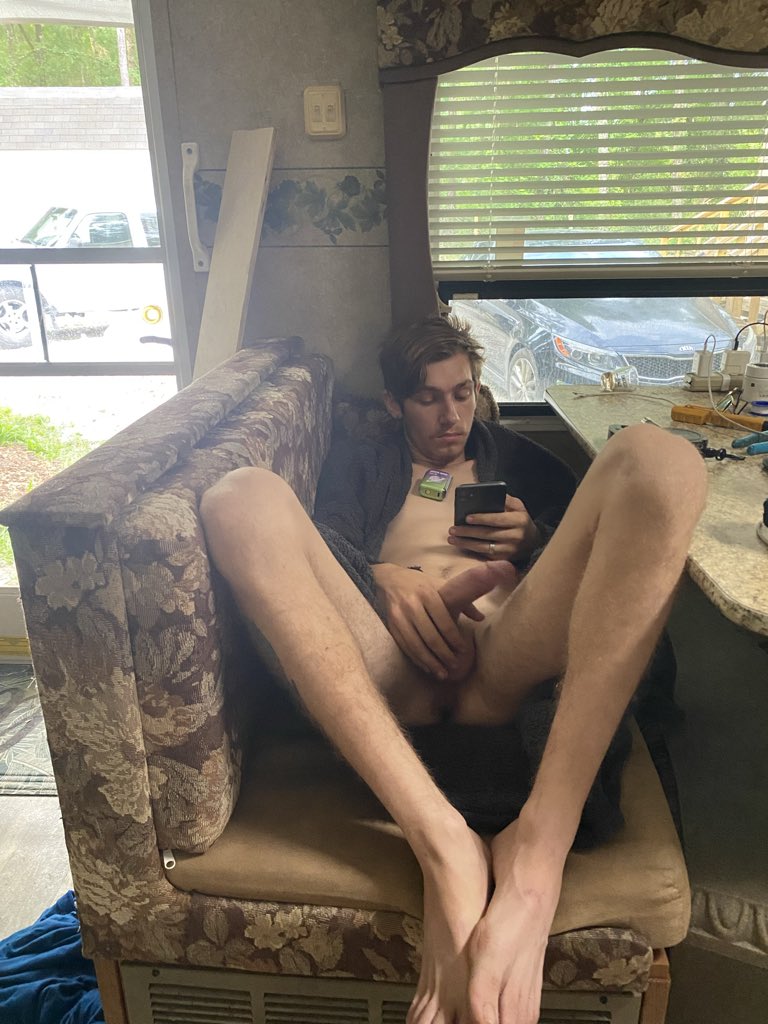 docimo4rees's tweet photo. Very rare content of my love getting rimmed and bottoming. Heres a sneak peek of our video we just posted on our free only fans page! He wanted to get fucked and ride me. Check out our bio for link. Free subscription and free content available @reesdocimo https://t.co/Z8S0Mq7Gpk