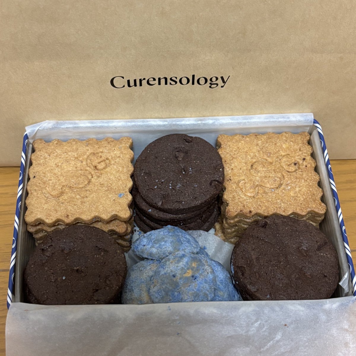 Yuyuのお菓子といっしょに Satisfying Cookie Decorating Video | Antique Pocket Watch