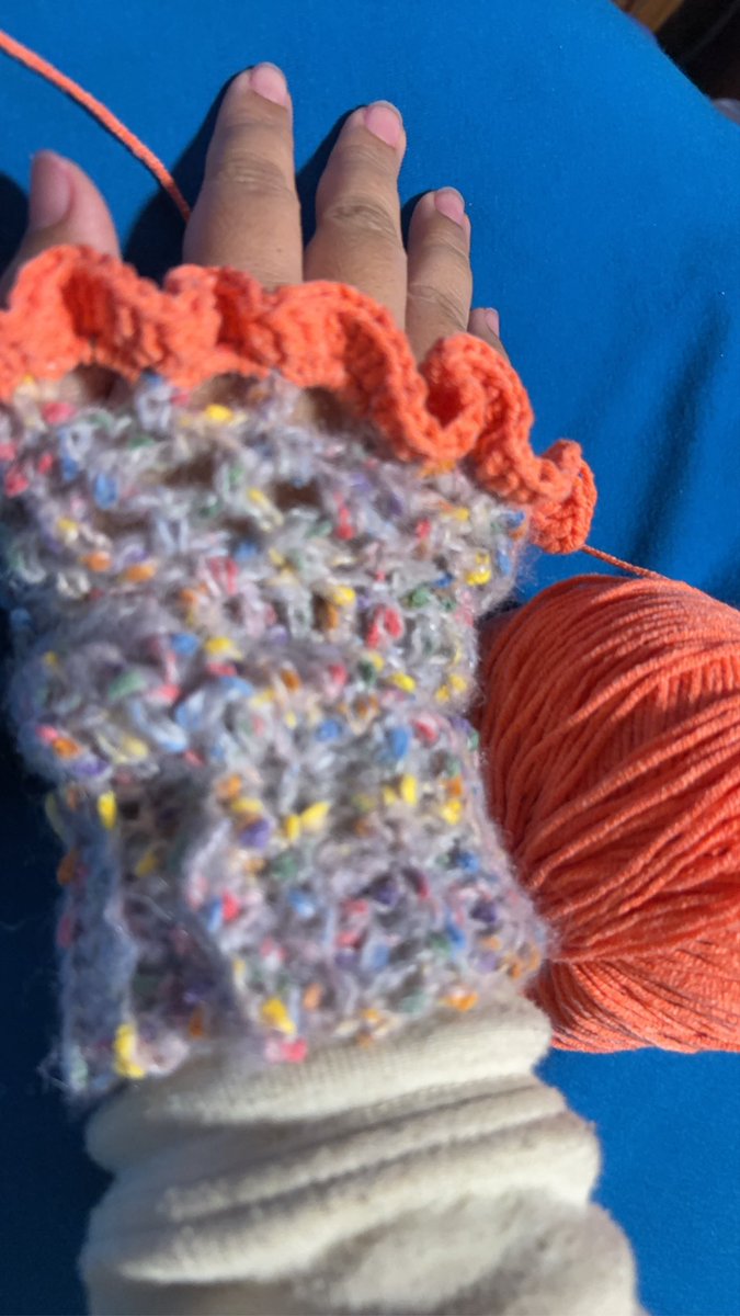 みえりん♥さん専用　スノーホワイト⭐️クリスマス⭐️星⭐️ドールチャーム⭐️ハンドメイド 未咲さんへ質問💭】 💛 #菜森未咲 @morimori_na11 お求めのマシーンを