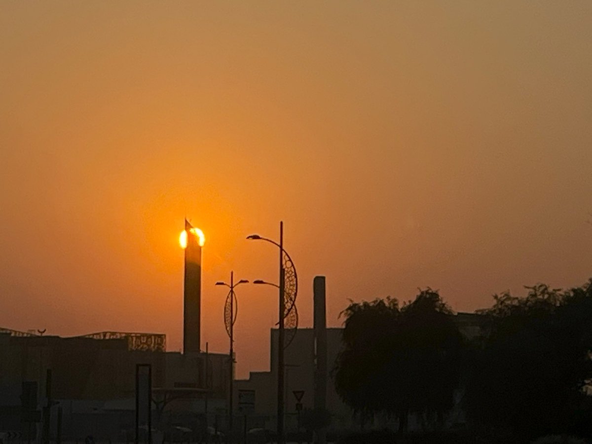 CurtisSChin's tweet image. Good Morning, #Dubai!! A shout-out to the 2025 Asia Pacific Cities Summit &amp;amp; Mayors’ Forum. #2025APCS #APCS2025 — a spectacular sunrise as a new day dawns. 

@team_schrinner @MilkenInstitute @expocitydubai 

More details here! 👉linkedin.com/posts/curtis-s…