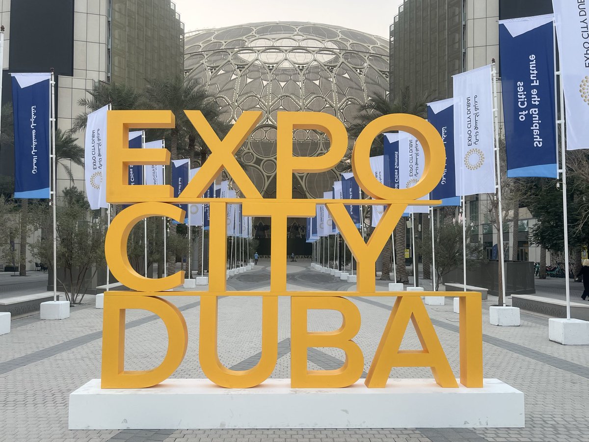 CurtisSChin's tweet image. Good Morning, #Dubai!! A shout-out to the 2025 Asia Pacific Cities Summit &amp;amp; Mayors’ Forum. #2025APCS #APCS2025 — a spectacular sunrise as a new day dawns. 

@team_schrinner @MilkenInstitute @expocitydubai 

More details here! 👉linkedin.com/posts/curtis-s…