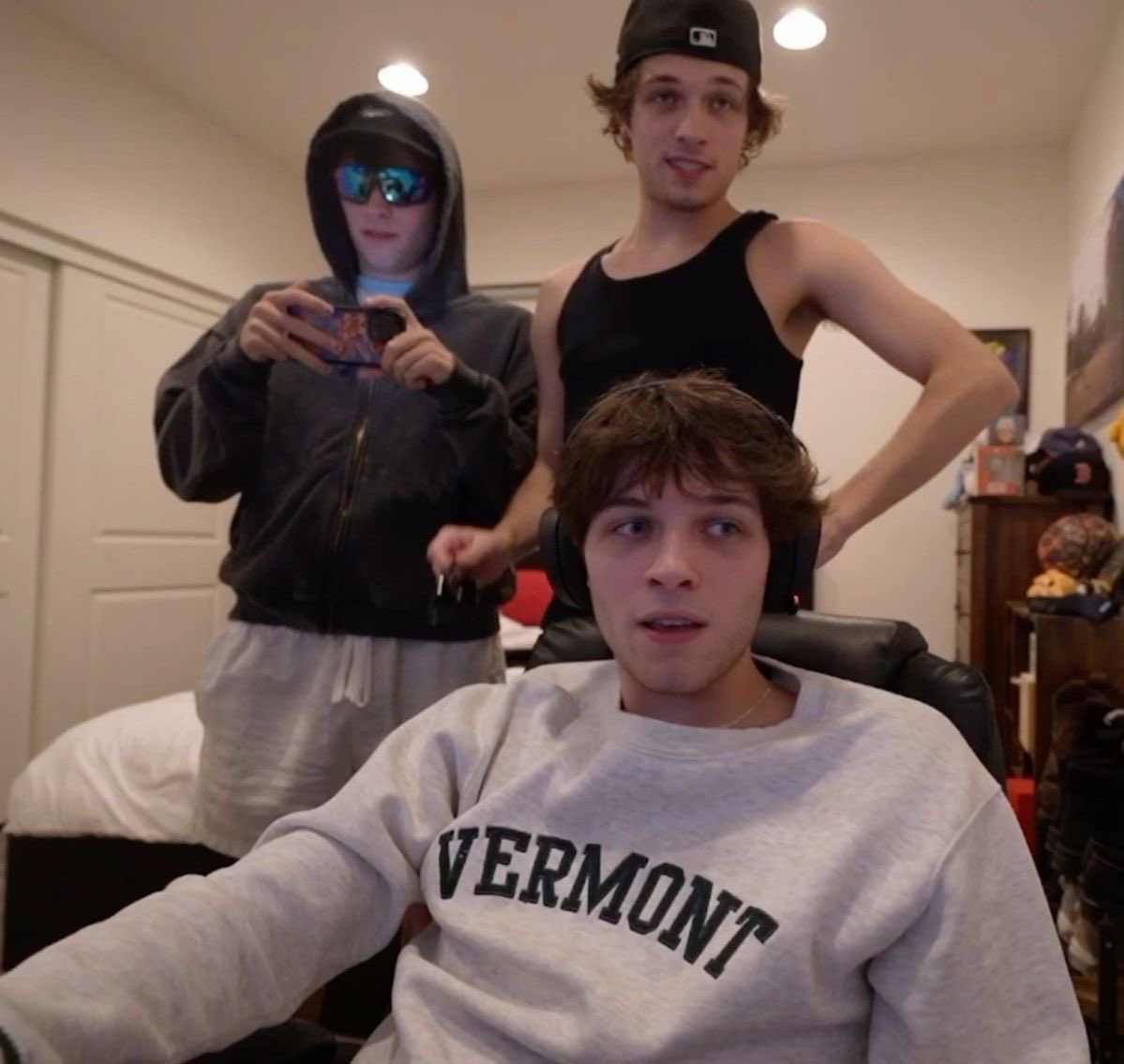 m4ttsdisco's tweet photo. save me sturniolo triplets twitch stream save me….🫩🫩🫩🫩🫩 https://t.co/WGOE1L3mC3