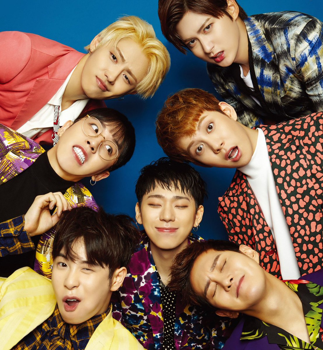 KOZungle's tweet photo. As someone who has seen how much Block B's labels had mistreated them, of course I'm gonna stand with NewJeans. I'll always believe the artists because we all know how evil these companies are.

Bees stand with Bunnies and NJZ!

#WeStandWithNJZ
#AlwaysWithNJZ https://t.co/oP317COIzL