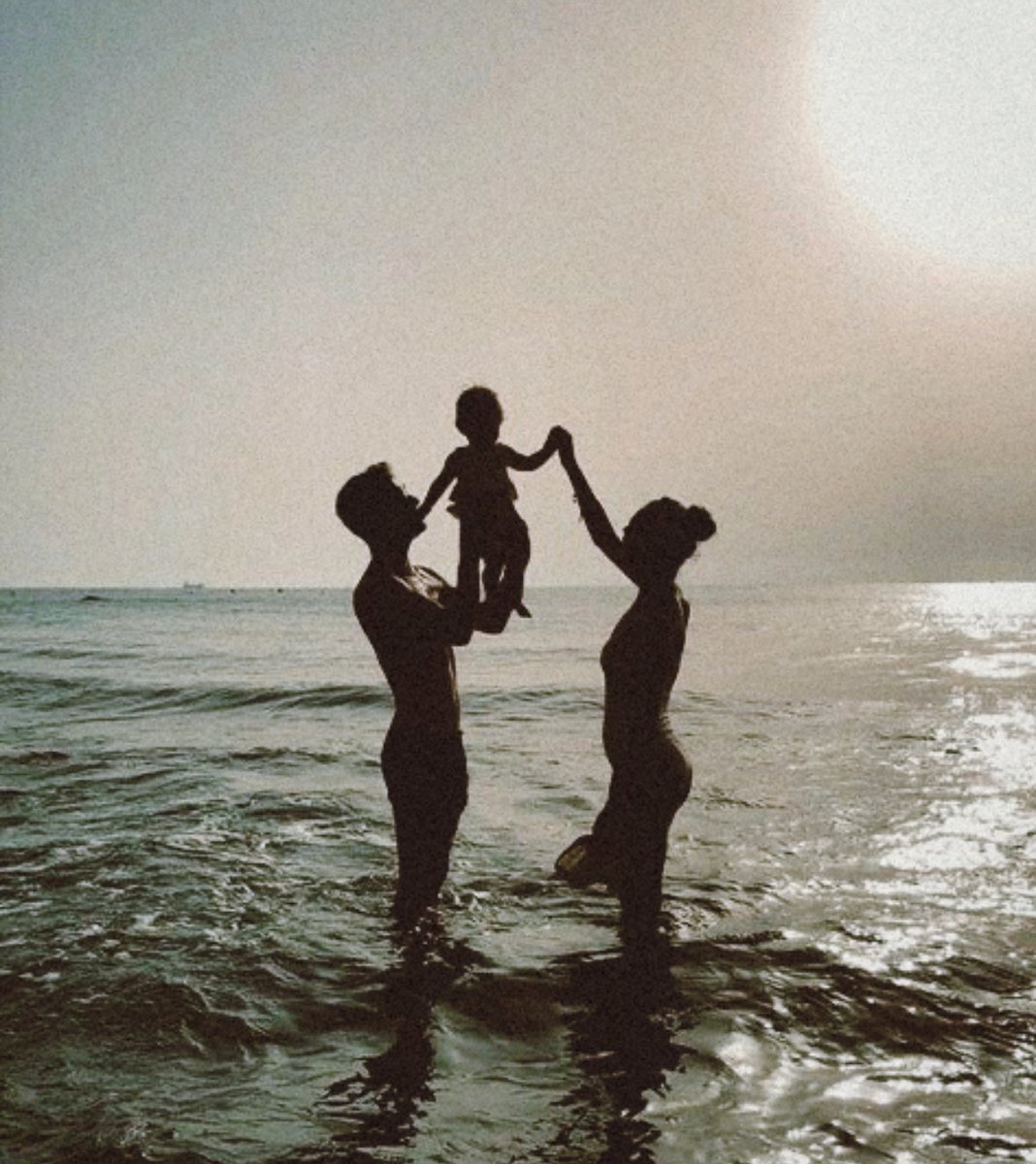 ▬▬▬▬▬▬ ✿⨟ 𝗜𝗡𝗦𝗧𝗔𝗚𝗥𝗔𝗠 𝗣𝗢𝗦𝗧. ˊ˗ 
         ⿻⦂ ⟬﹫𝗱𝗶𝗼𝗻𝗻𝗲𝘁𝗿𝗶𝗯𝗯𝗶𝗮𝗻𝗶 ✓ ⟭

             -`⦃ ❛ 2024 —— 2025.   ❜ 
                       📍: home 🩷
        ─────────────
      ㅤ⌂          ⌕          ⊞          ♡