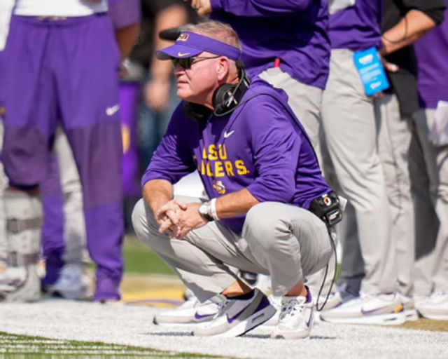 intl_source's tweet image. #AthleticContracts #CollegeFootball #Louisiana
A $50 million exit package sparks debate as LSU fires its football coach after just two seasons, raising questions about the rising costs and priorities ...
intlsource.net/en/public/arti…