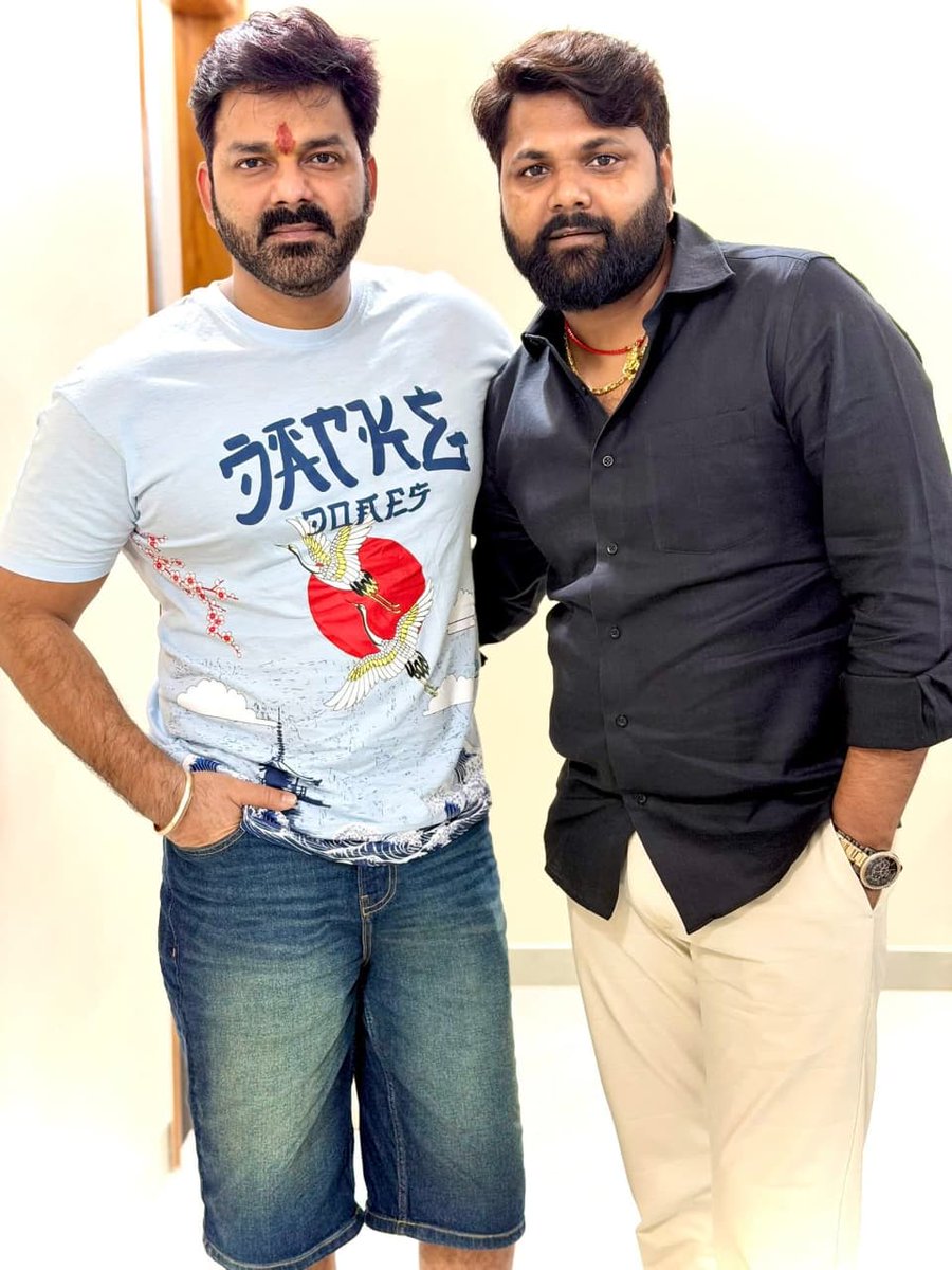gulshanMishrao1's tweet image. Bhojpuri industry ke dono 
Diamond 💎✨💎💎 ak sath 
@samarsinghsh 
@PawanSingh909 
#samarsingh #PawanSingh